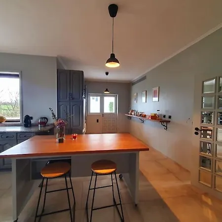 Azurara Guesthouse *