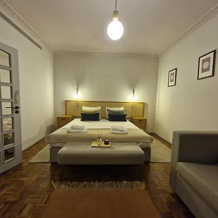 Azurara Guesthouse *