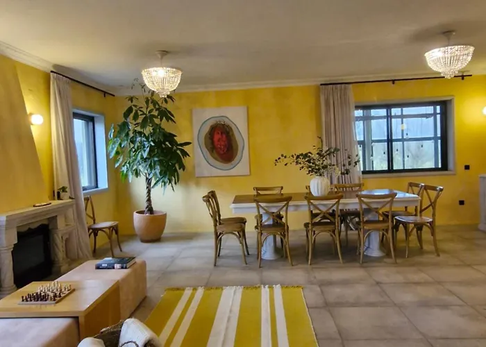 Estalagem Azurara Guesthouse *