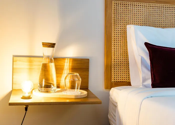 Azurara Guesthouse *