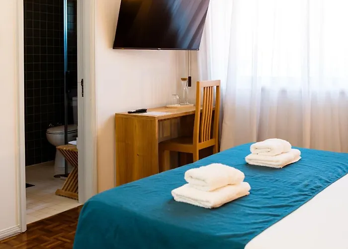 Estalagem Azurara Guesthouse *