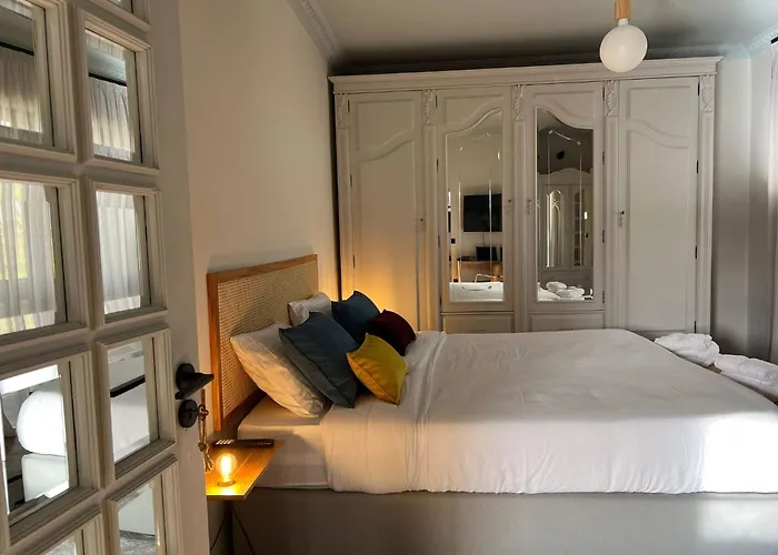 Azurara Guesthouse بيت ريفي